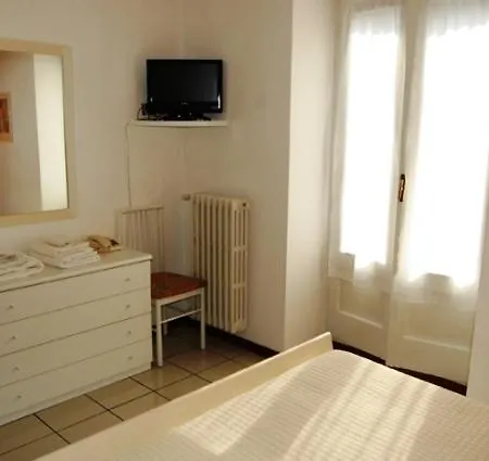 Del Cacciatore Cremeno