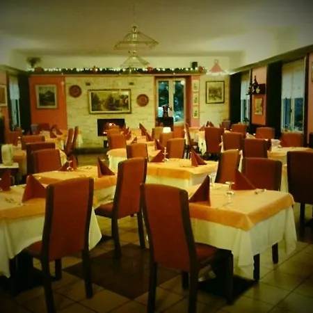 Del Cacciatore ホテル Cremeno